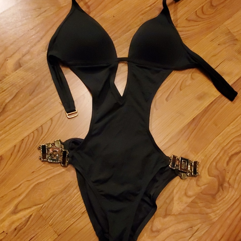 bikini bottom cut out one piece